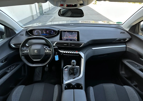 Peugeot 3008 cena 67777 przebieg: 175000, rok produkcji 2019 z Stary Sącz małe 742